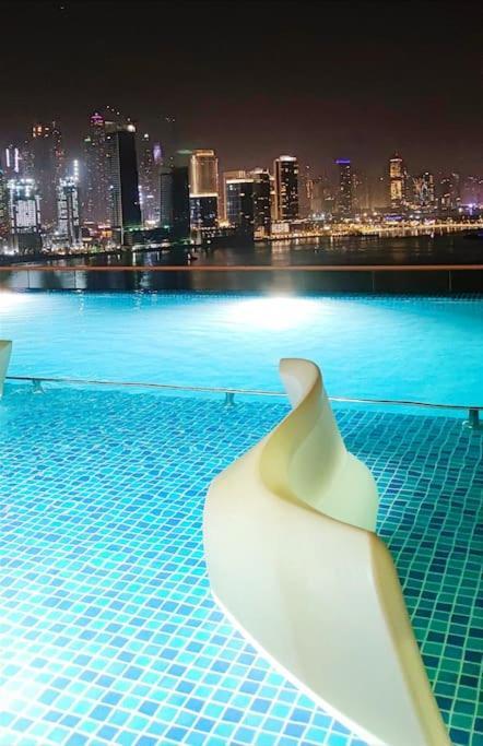 Amazing Apartment With Infinity Pool Dubai Exterior photo