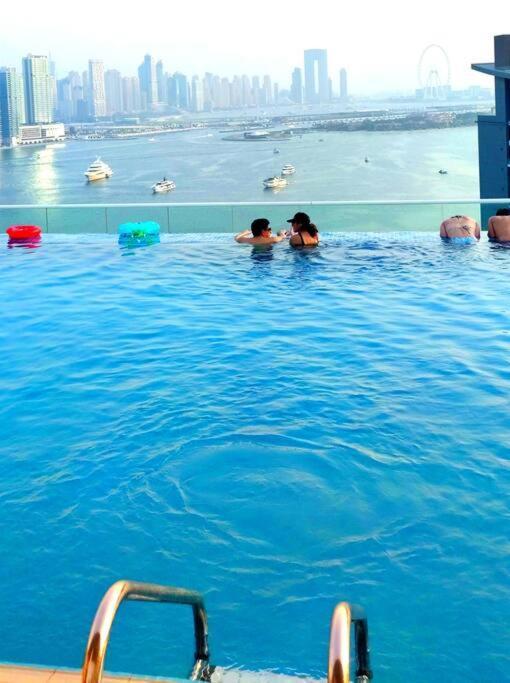 Amazing Apartment With Infinity Pool Dubai Exterior photo